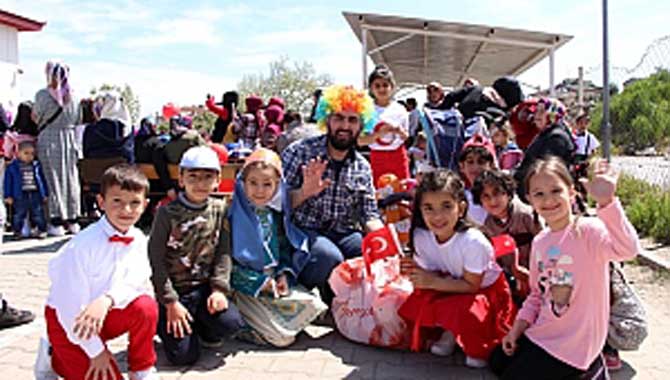 Çocuk Hakları Merkezi 23 Nisan’ı Coşkuyla Kutladı