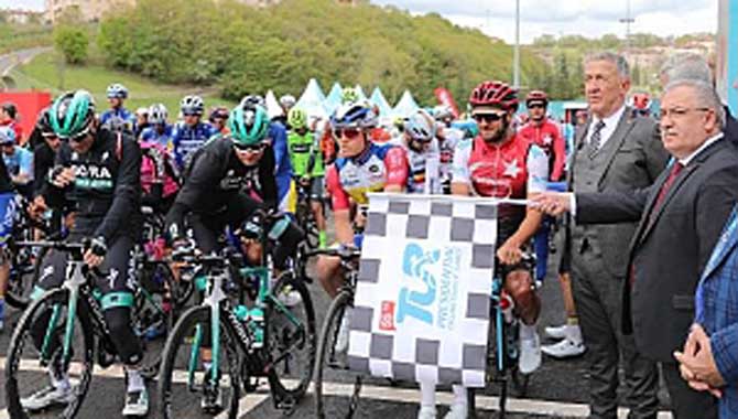 Cumhurbaşkanlığı Türkiye Bisiklet Turu’nun Son Startı Sakarya’dan Verildi