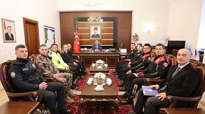 Emniyet Teşkilatından Vali Nayir’e Polis Haftası Ziyareti