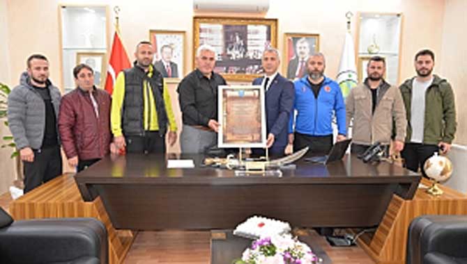 HENDEK, SPOR DA ŞANSLI BİR İLÇE