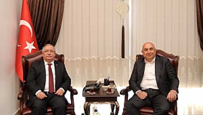 Milletvekili Özkoç’tan Vali Nayir’e Ziyaret