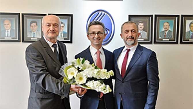 Mühendislik Fakültesinde Devir Teslim