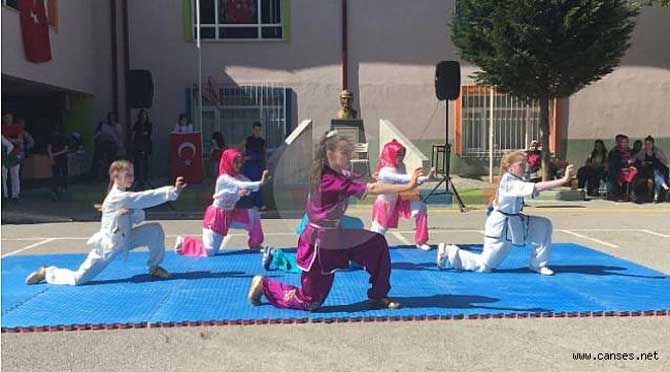 Nuri Bayar’da Muhteşem Gösteriler