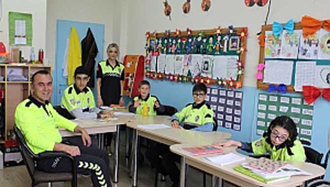 Özel Çocuklar Trafik Eğitiminde Çok Eğlendi
