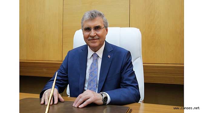 Sakarya’nın vergi iadesi sorununu çözmek için Büyükşehir Belediye Başkanı Ekrem Yüce Ankara’daydı