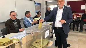 Seçimler Demokrasi Bayramıdır