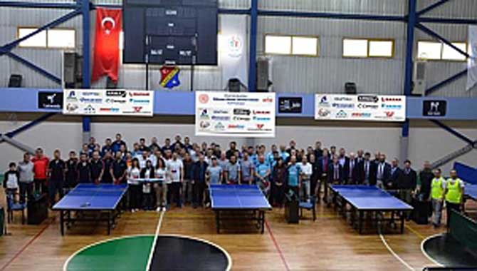 SEDAŞLILAR SOSYAL SORUMLULUK KAPSAMINDA “DÜNYA MASA TENİSİ GÜNÜ” TURNUVASINA KATILDILAR