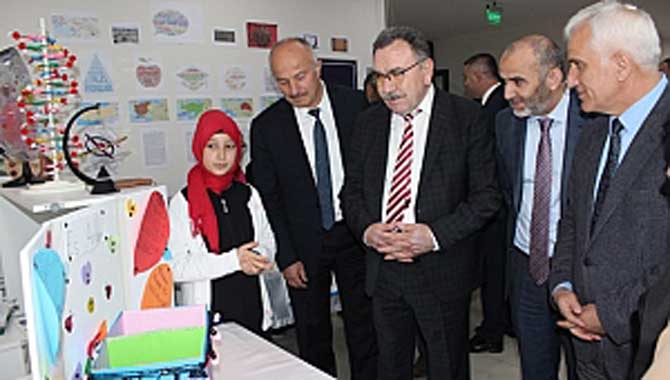 Serdivan İHO’dan Bilim Fuarı Etkinliği