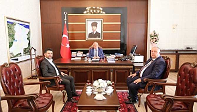 Söğütlü Belediye Başkanı Özten Vali Nayir’i Ziyaret Etti