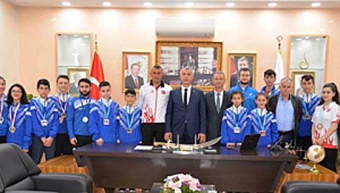 Türkiye Şampiyonlarından Başkan Babaoğlu’na Ziyaret