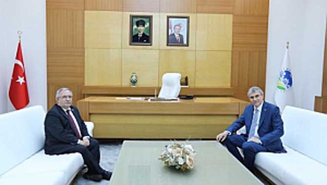 Vali Nayir’den Büyükşehir Belediye Başkanı Yüce’ye Hayırlı Olsun Ziyareti