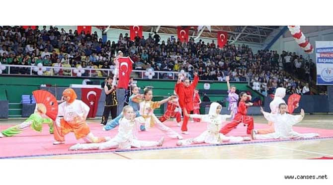 19 Mayıs Gençlik Kutlamaları Atatürk Spor Salonunda Düzenleniyor