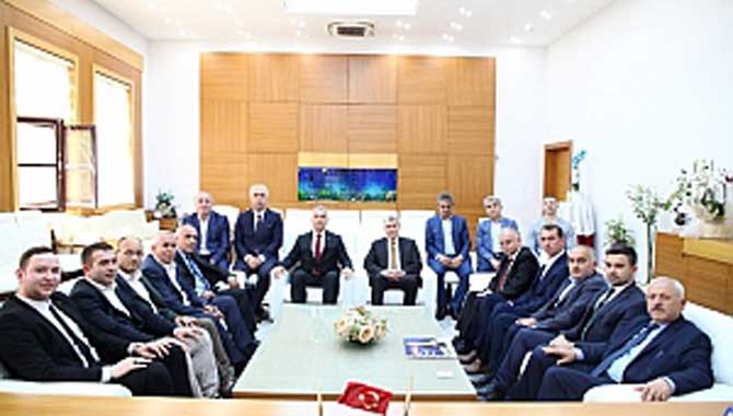 “Belediyecilik gönül işidir, hizmet işidir”