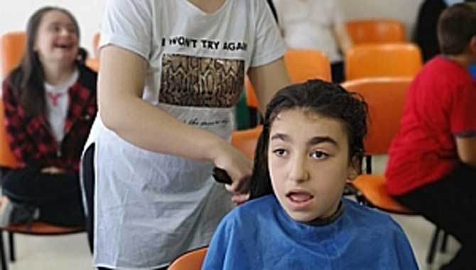 Engelliler Haftasında Sakarya Mesleki Eğitim Merkezinden Anlamlı Faaliyet