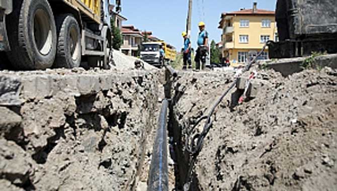 Erenler’de İçmesuyu Altyapısı Yenileniyor