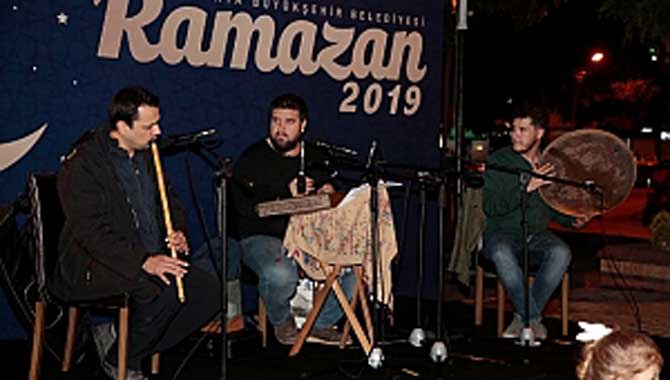 Etkinlikler Dinleti ve Söyleşi ile Devam Edecek