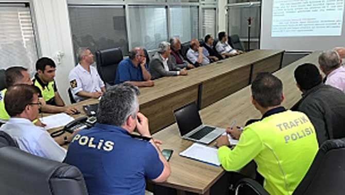 Huzurlu Bir Bayram İçin Otobüs Firma Yetkileri İle Toplantı Yapıldı