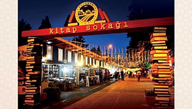 Kitap Sokağında Cuma programı