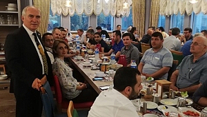 Sakarya Bilişim derneği üyeleri iftarda buluştu