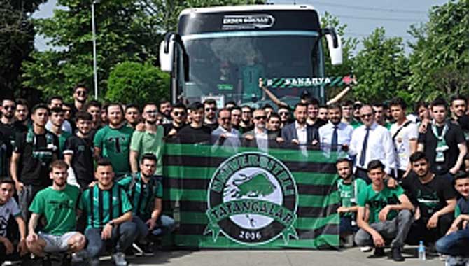Sakarya Üniversitesi Takımının Yanında