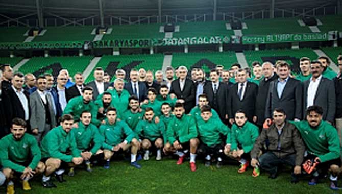 Sakaryaspor İçin Tek Yürek!