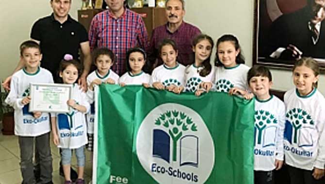 Şehit Ahmet Akyol İlkokulu Yeşil Bayrak Ödülünü Kazanarak Eko Okul Oldu