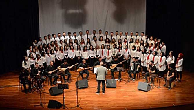 Türk Halk Müziği Konseri