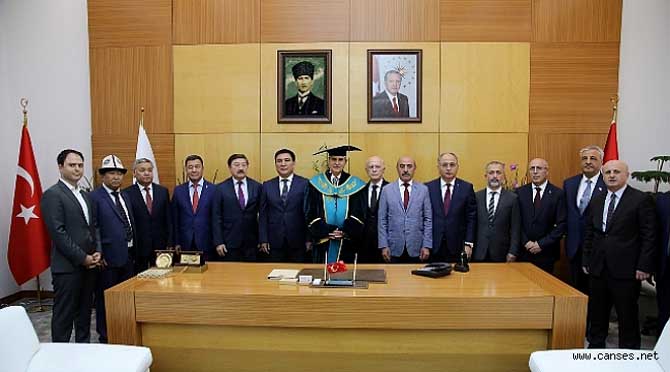 “Kültürel zenginliğin örnek şehri Sakarya’dır”