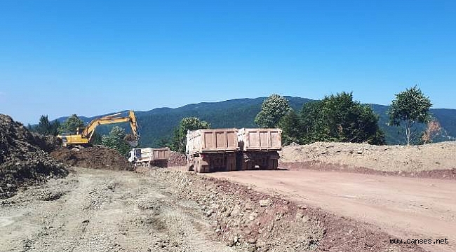Geyve Kamışlı’da heyelanın izleri siliniyor