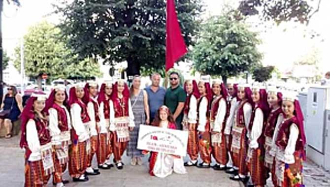 Halk Oyuncularımızın Festival Başarısı