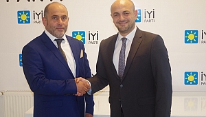 İyi Parti Serdivan’da Görev Değişimi