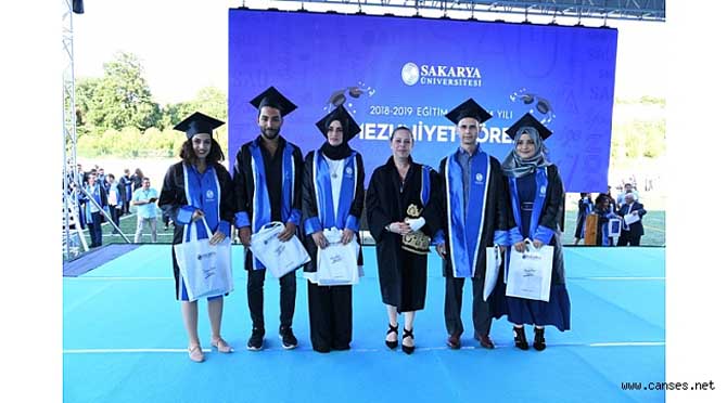 Mezuniyet Heyecanı Devam Ediyor