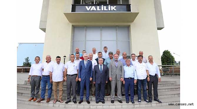 Muhtarlar Federasyonu Yeni Yönetiminden Vali Nayir'e Ziyaret