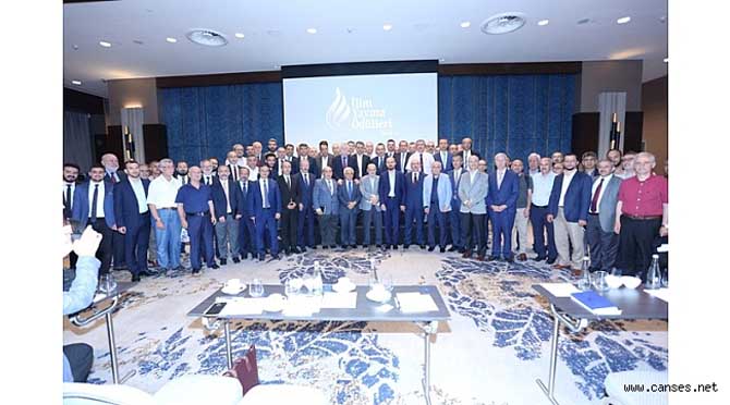 Rektör Savaşan İlim Yayma Ödülleri Tanıtım Toplantısına Katıldı