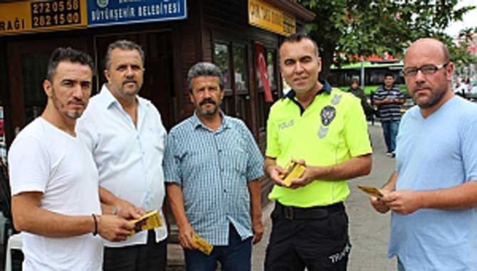 Trafik Polisleri Taksi Şoförlerini bilgilendirdi.