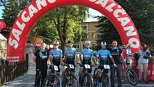 Büyükşehir' li sporcular Denizli’de kürsüde