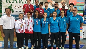 Büyükşehirli karateciler Rize’de madalyaları topladı