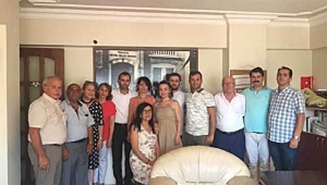 CHP Adapazarı örgütü İlçe Binasında bayramlaştı