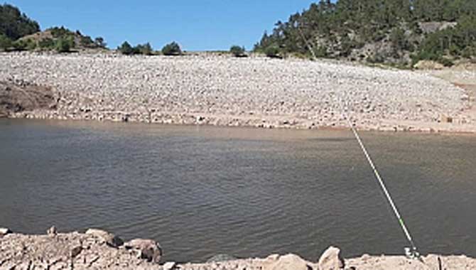 Kayaboğazı Sulama Göleti Kurudu