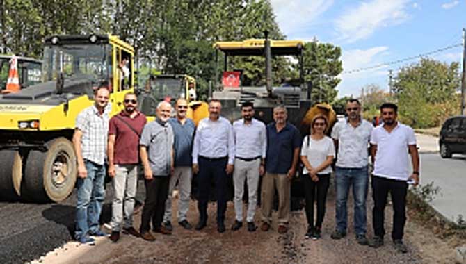 Asfalt Sevinci Tekeler’de Sürüyor