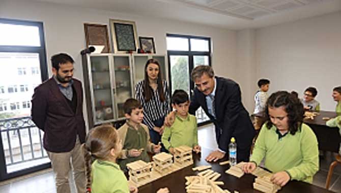 Başkan Alemdar Öğrencilerin Yeni Eğitim Yılını Kutladı