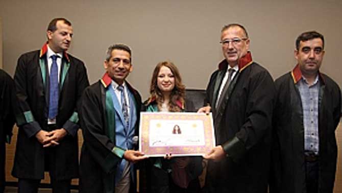 Başkan Burak ruhsat töreninde kadın cinayetlerine dikkat çekti