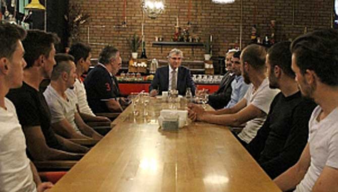 “Bisiklet takımımızın başarıları şehrimizi gururlandırıyor”