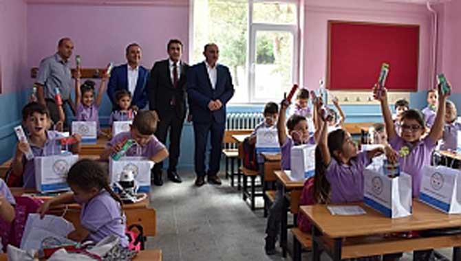 ERENLER’DE AĞIZ VE DİŞ SAĞLIĞI SEFERBERLİĞİ