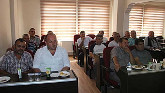 FERİZLİ BELEDİYESİ MUHTARLARI BİLGİLENDİRME TOPLANTISI DÜZENLEDİ