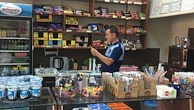 FERİZLİ’DE ZABITA EKİPLERİNDEN OKULLARA SIKI DENETİM