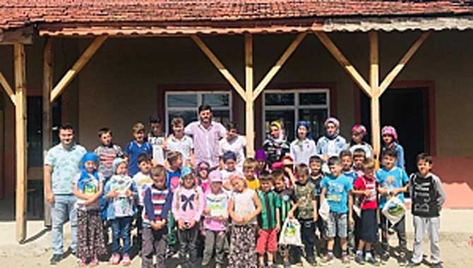 SASKİ yaz aylarında da öğrencilerle birlikteydi