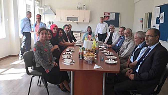 Yeşiltepe İlkokulunda Anlamlı Tören