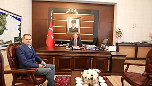 AKİF YENER VALİ AHMET HAMDİ NAYİR İ ZİYARET ETTİ