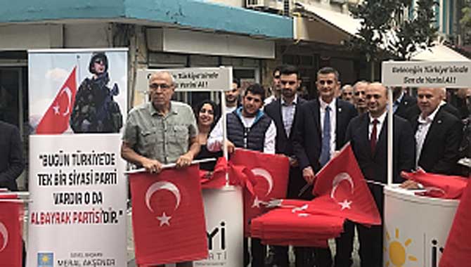 BUGÜN TÜRKİYE'NİN TEK PARTİSİ ALBAYRAK PARTİSİ'DİR